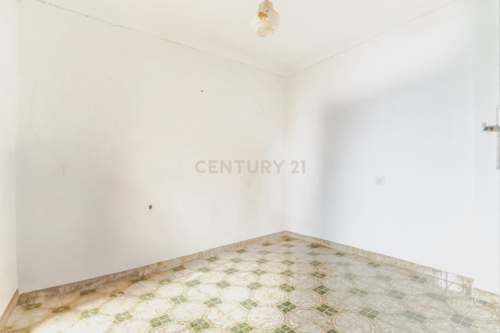 7 soverom Hus til salgs i Itrabo - € 64 500 (Ref: 9289702)