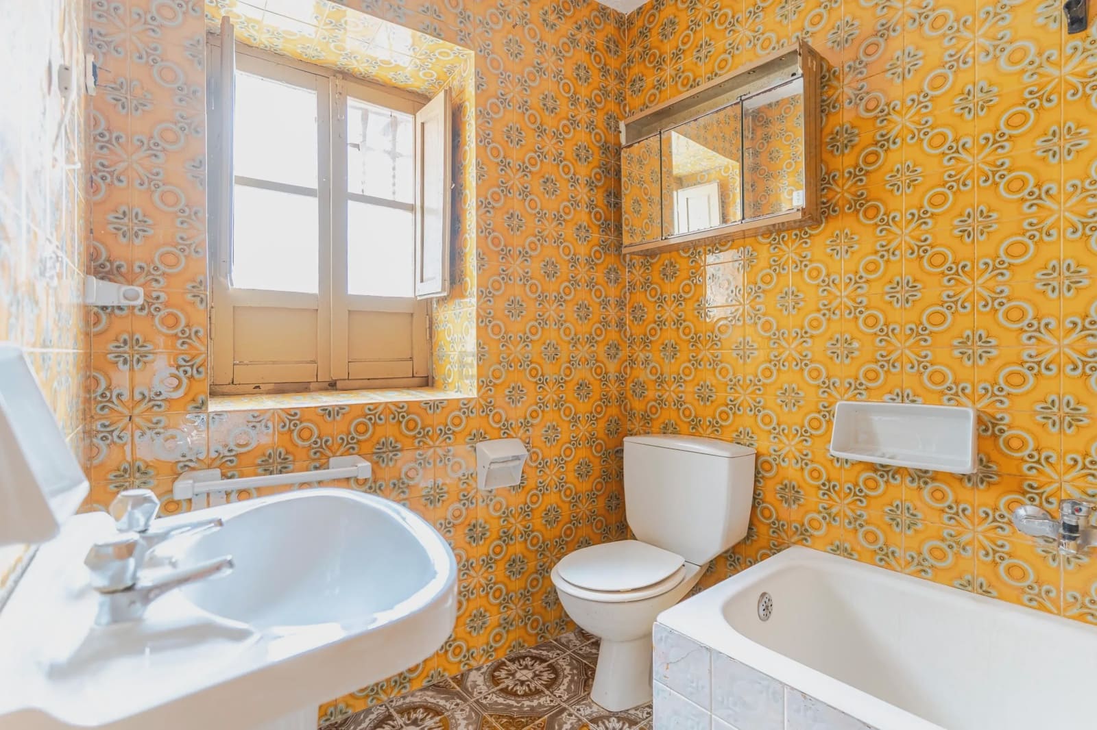 7 soverom Hus til salgs i Itrabo - € 64 500 (Ref: 9289702)