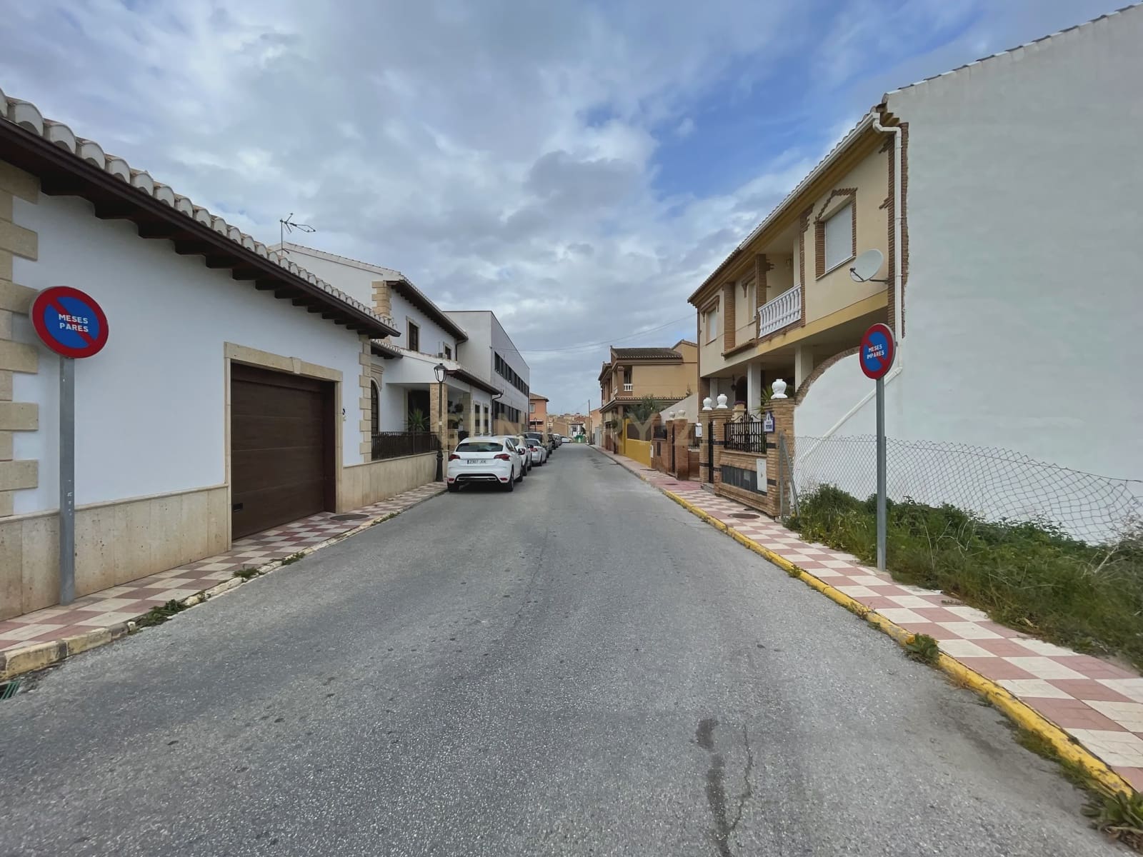 Działka budowlana na sprzedaż w Otura - 94 999 € (Ref: 9289703)