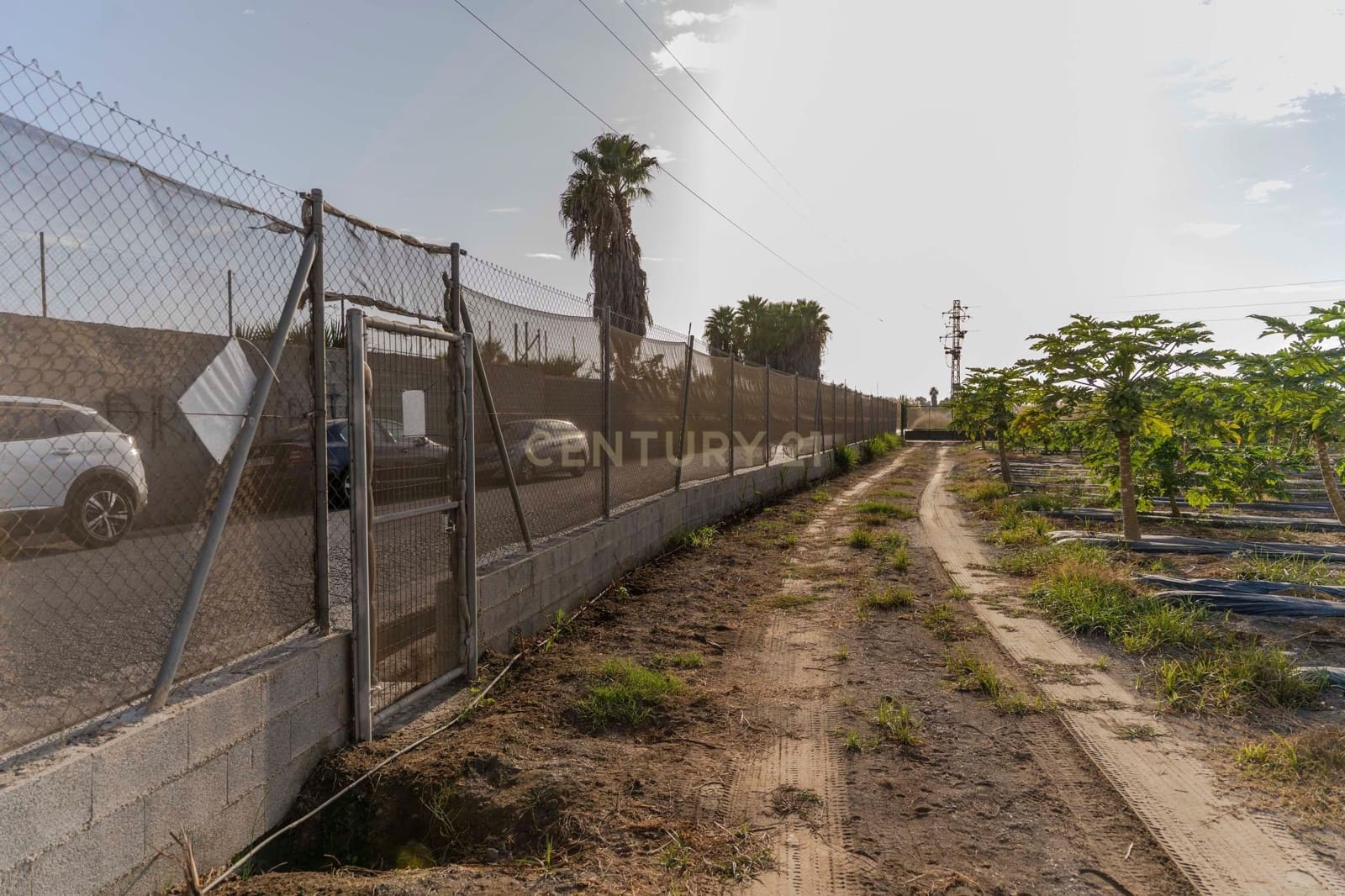 Mark till salu i Motril - 65 000 € (Ref: 9289704)