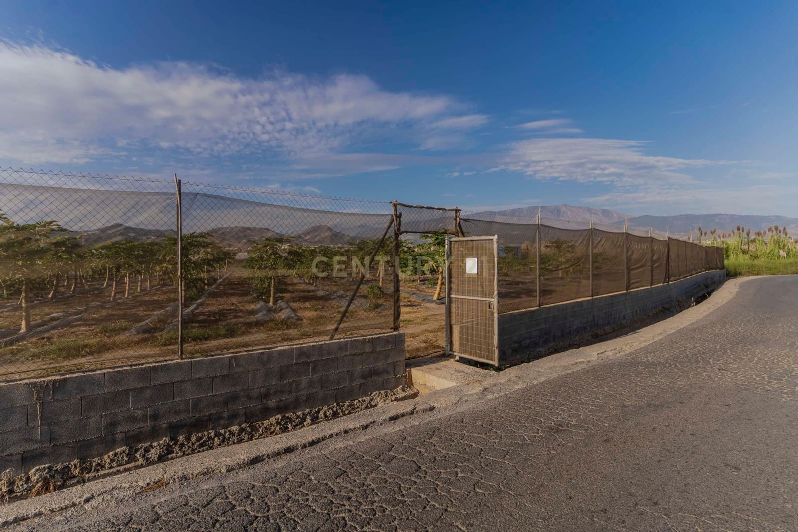 Mark till salu i Motril - 65 000 € (Ref: 9289704)