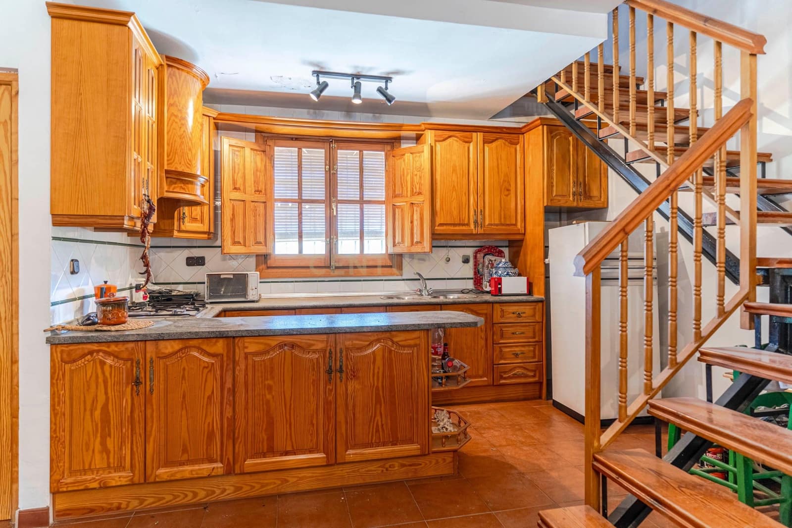 Finca/Hus på landet till salu i La Zubia - 700 000 € (Ref: 9289708)