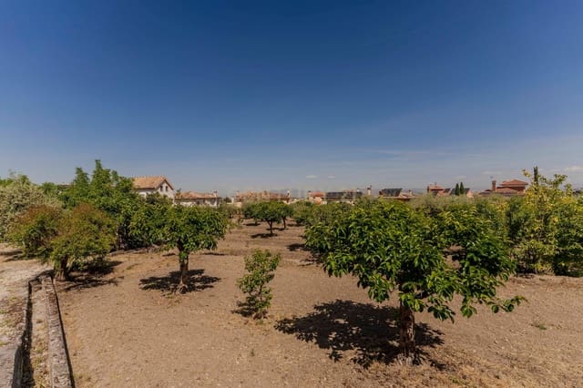 Finca/Landehus til salg i La Zubia - € 700.000 (Ref: 9289708)