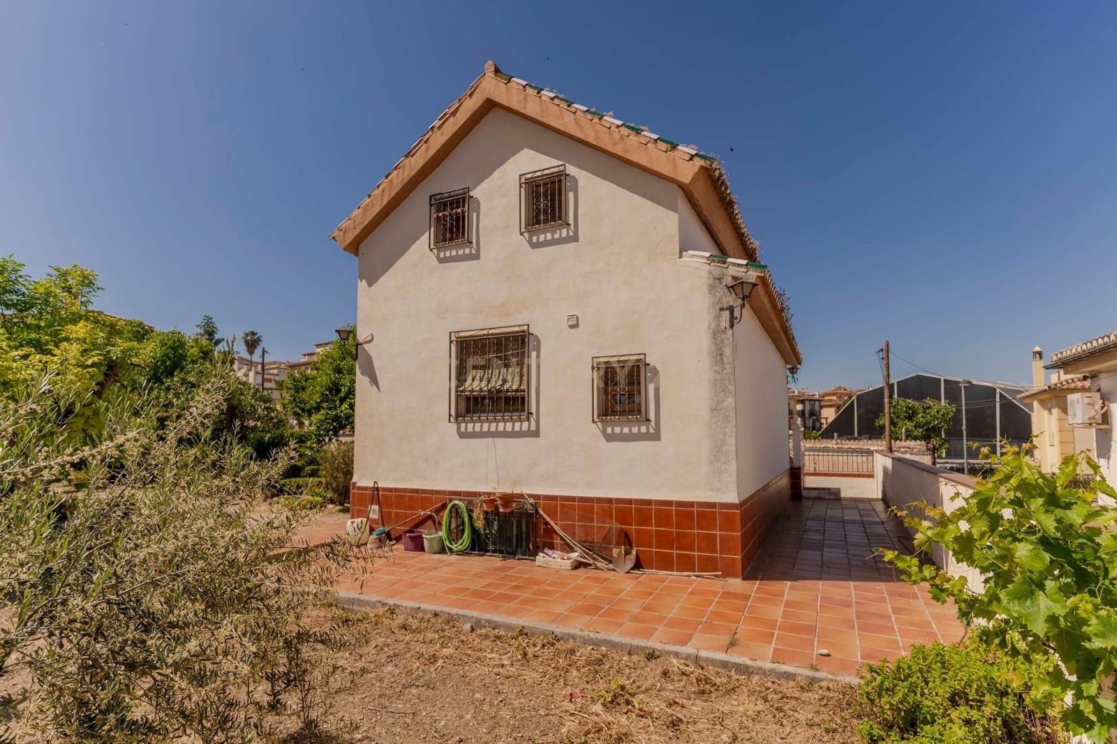 Finca/Hus på landet till salu i La Zubia - 700 000 € (Ref: 9289708)