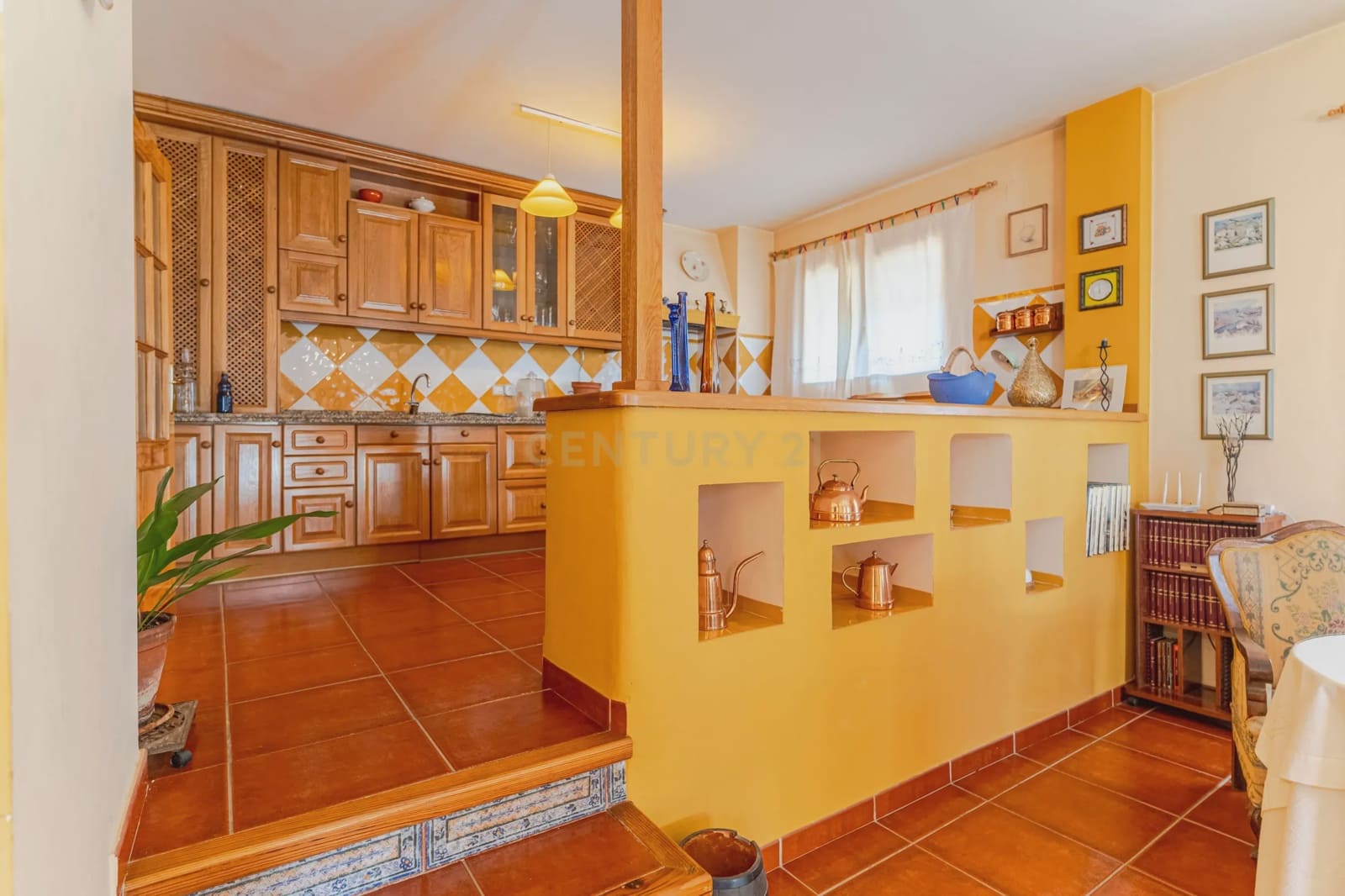4 bedroom Villa for sale in Guadix - € 269,900 (Ref: 9289709)