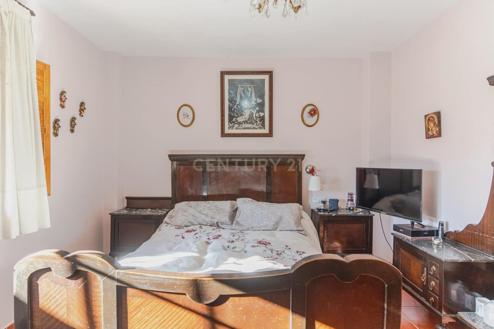 4 bedroom Villa for sale in Guadix - € 269,900 (Ref: 9289709)