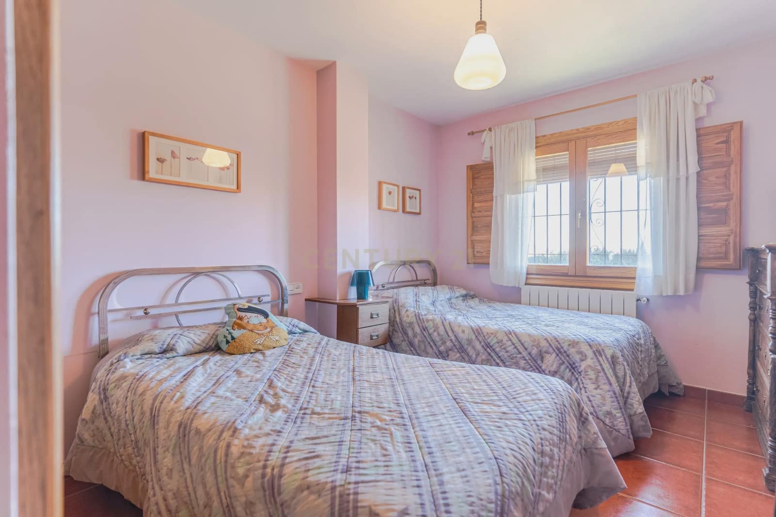 4 bedroom Villa for sale in Guadix - € 269,900 (Ref: 9289709)