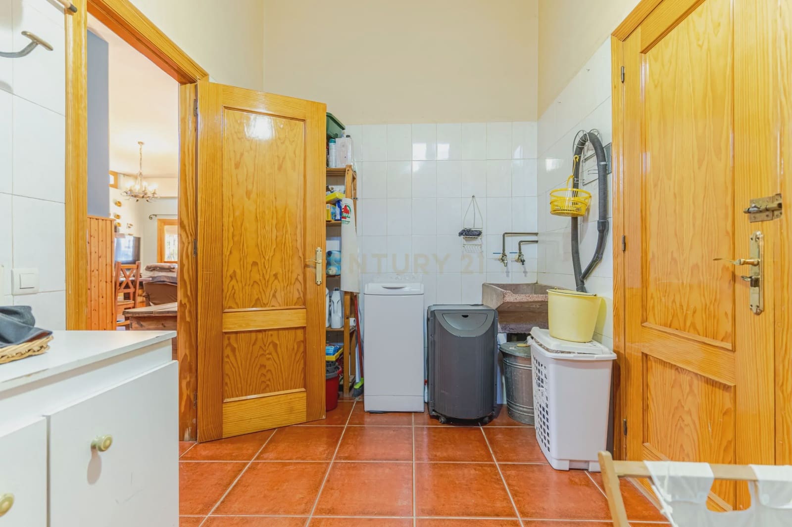 4 bedroom Villa for sale in Guadix - € 269,900 (Ref: 9289709)