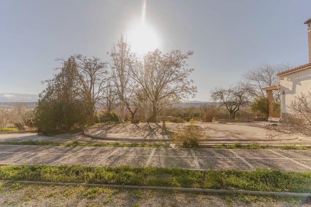 4 bedroom Villa for sale in Guadix - € 260,000 (Ref: 9289709)