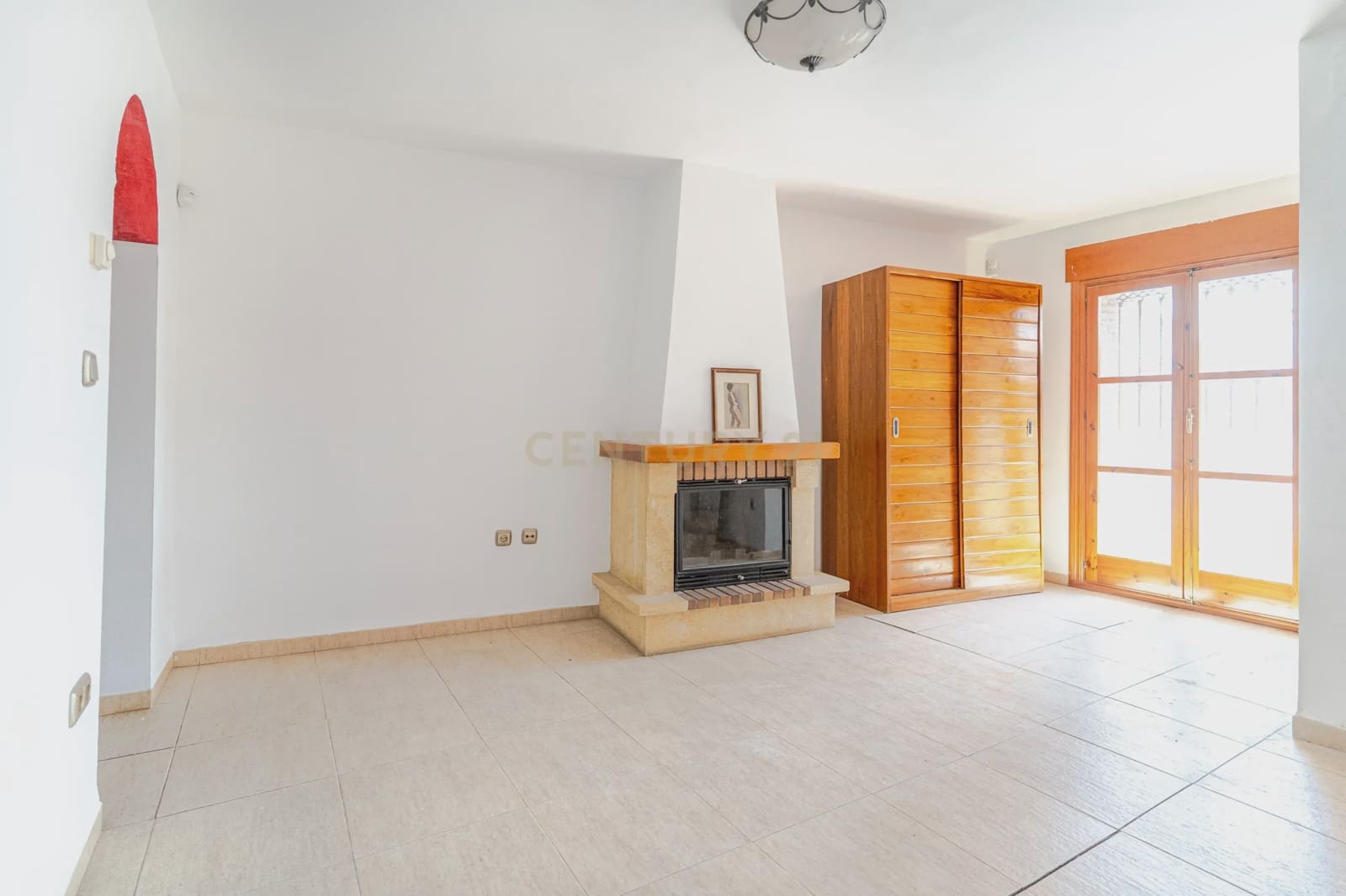 6 soveværelse Finca/Landehus til salg i Granada by med swimmingpool garage - € 830.000 (Ref: 9289712)