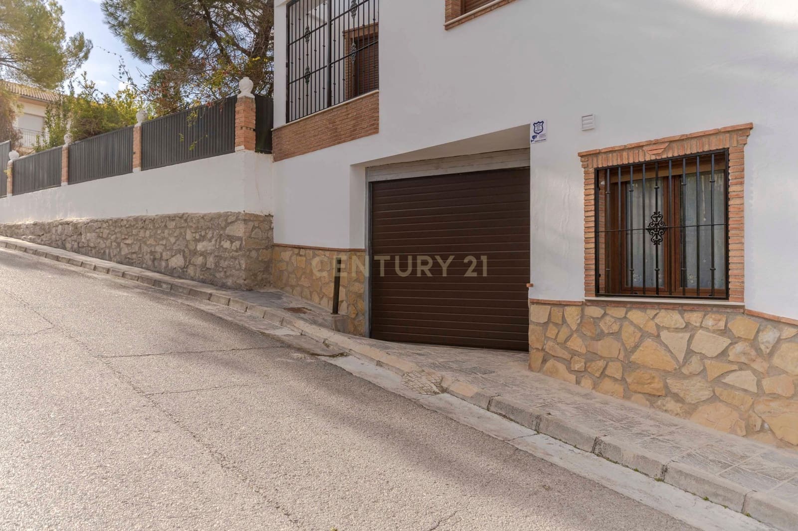 3 bedroom Townhouse for sale in Deifontes - € 146,900 (Ref: 9289716)