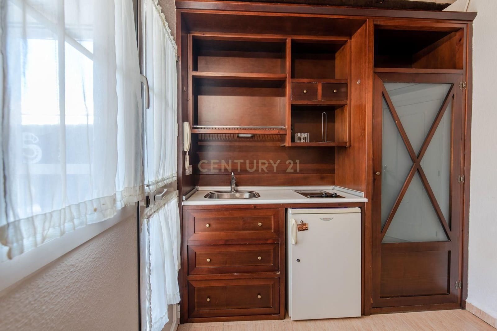 Komercyjne na sprzedaż w Miasto Grenada - 1 300 000 € (Ref: 9289717)