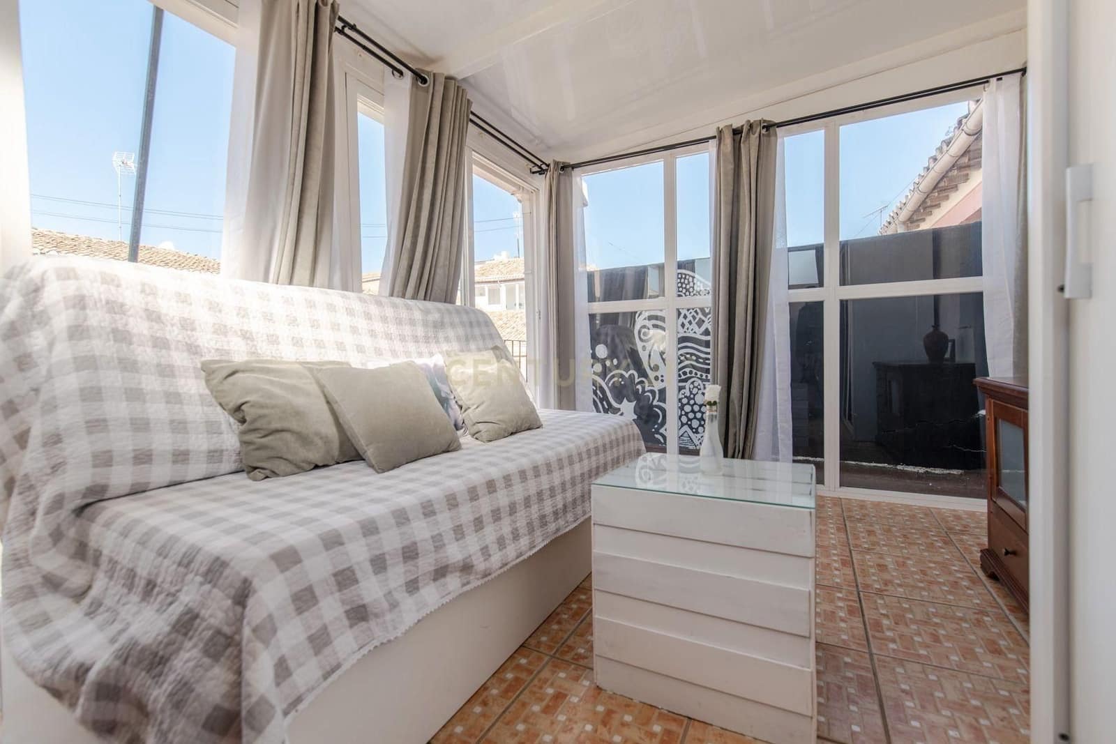 Komercyjne na sprzedaż w Miasto Grenada - 1 300 000 € (Ref: 9289717)