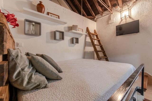 Kaupallinen myytävänä paikassa Centro - Sagrario, Granada kaupunki - 1 300 000 € (Ref: 9289717)