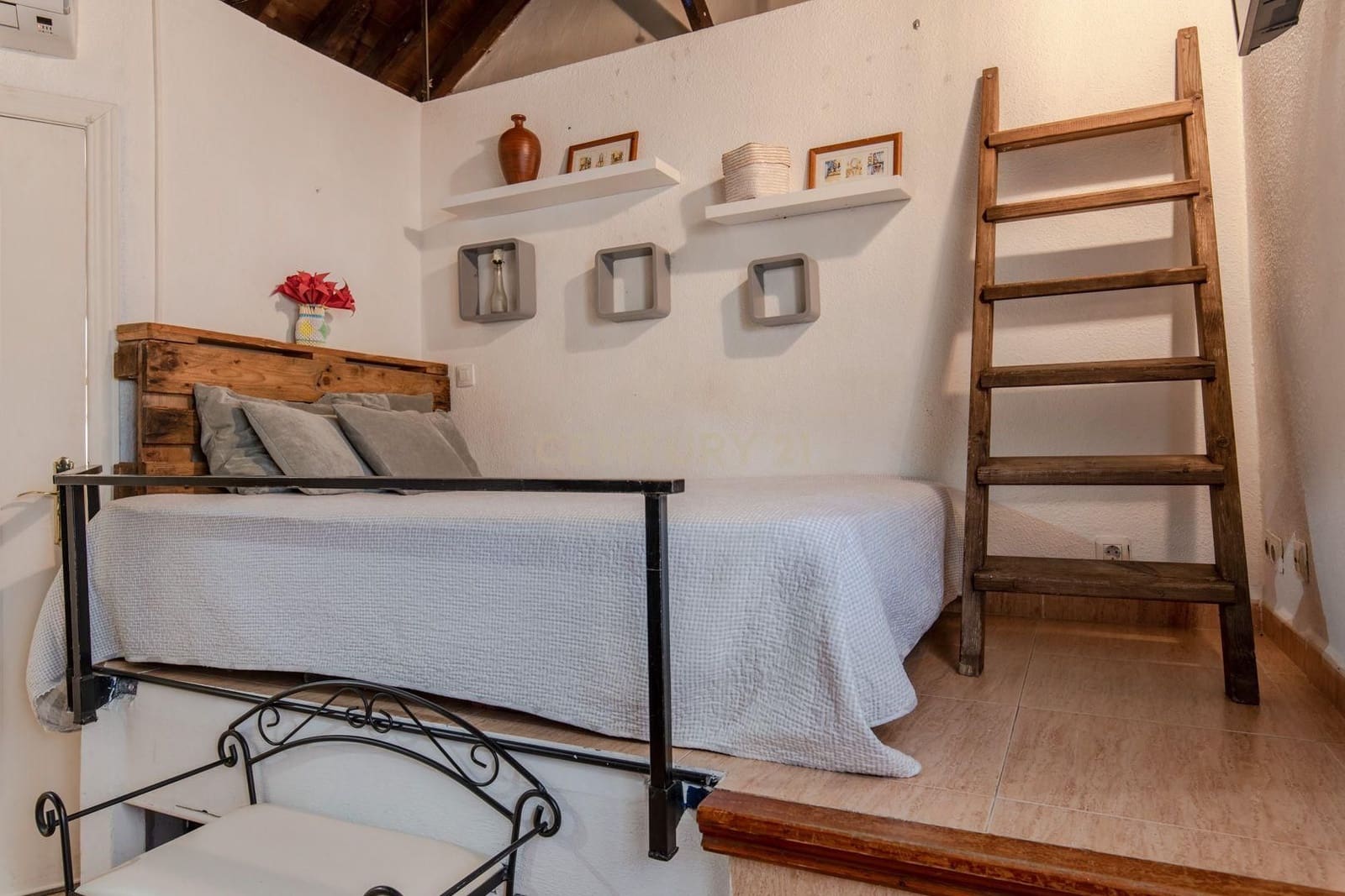 Komercyjne na sprzedaż w Miasto Grenada - 1 300 000 € (Ref: 9289717)