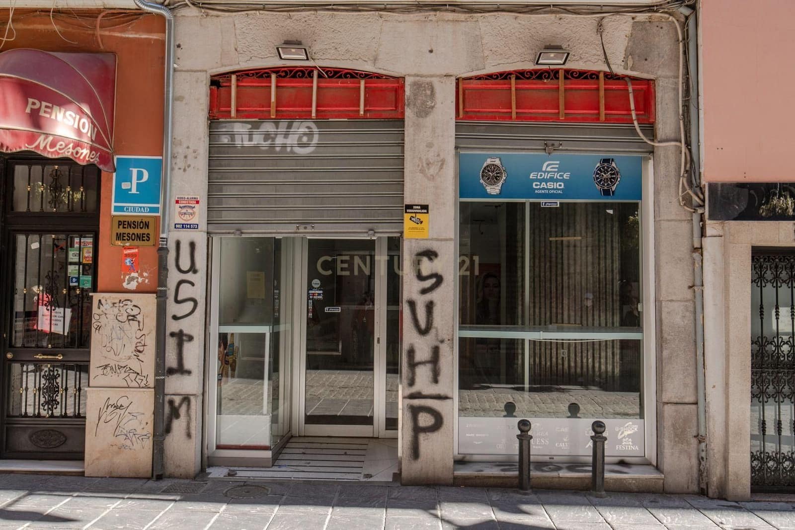 Komercyjne na sprzedaż w Miasto Grenada - 1 300 000 € (Ref: 9289717)