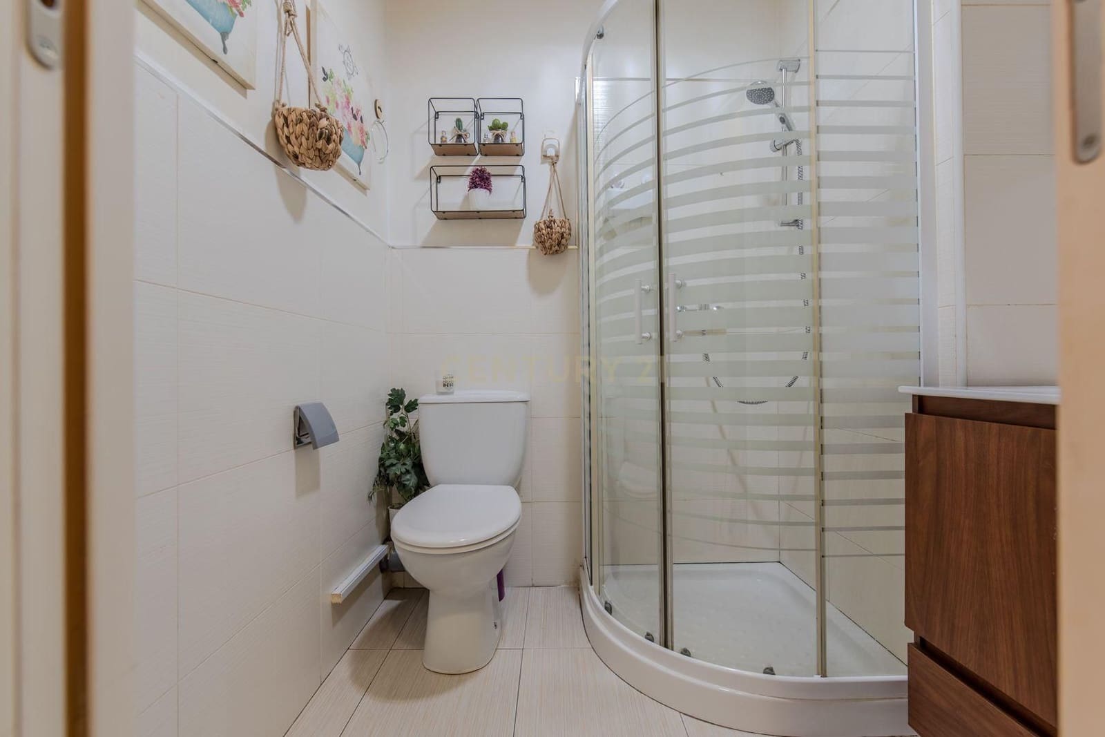 Komercyjne na sprzedaż w Miasto Grenada - 1 300 000 € (Ref: 9289717)