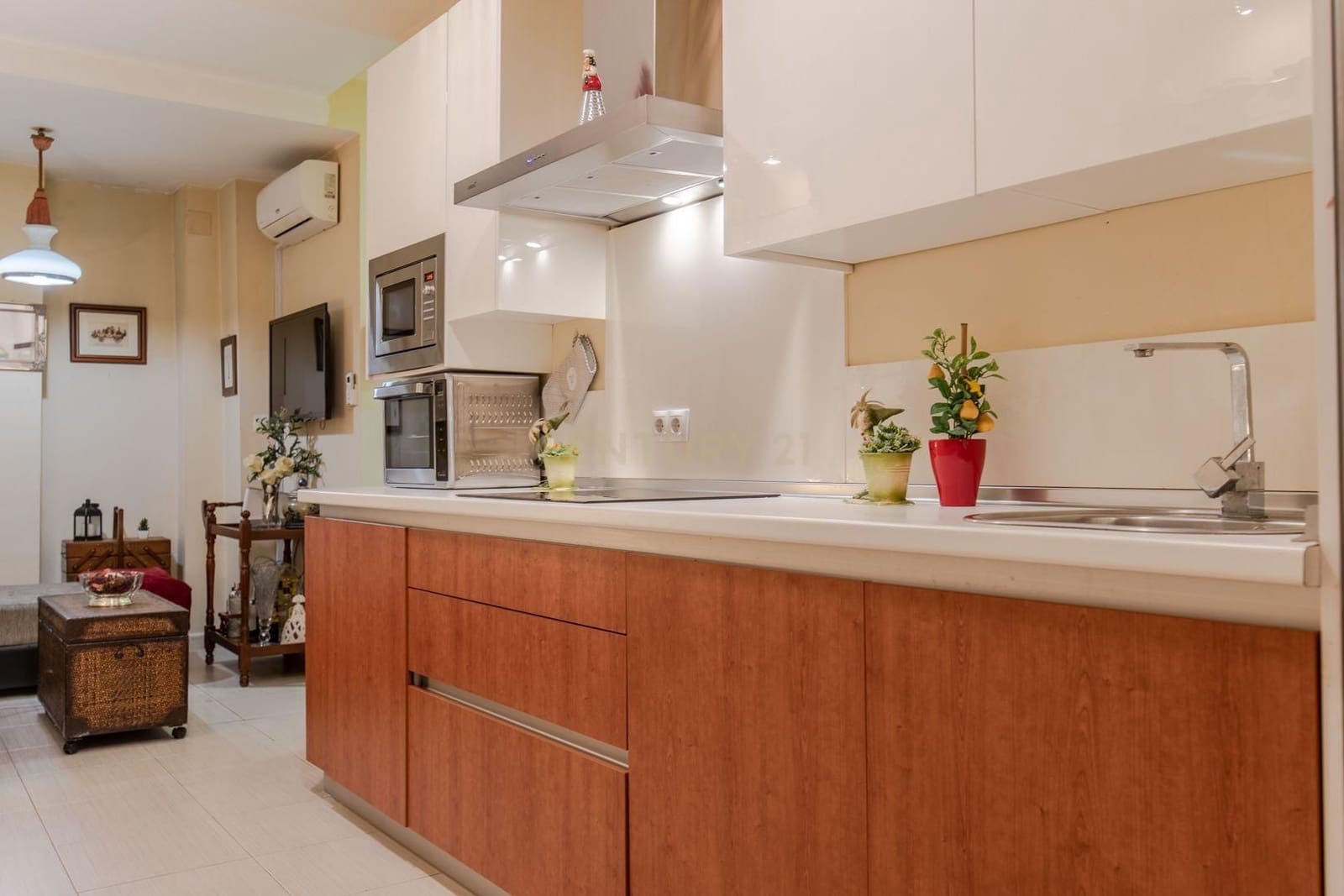 Komercyjne na sprzedaż w Miasto Grenada - 1 300 000 € (Ref: 9289717)