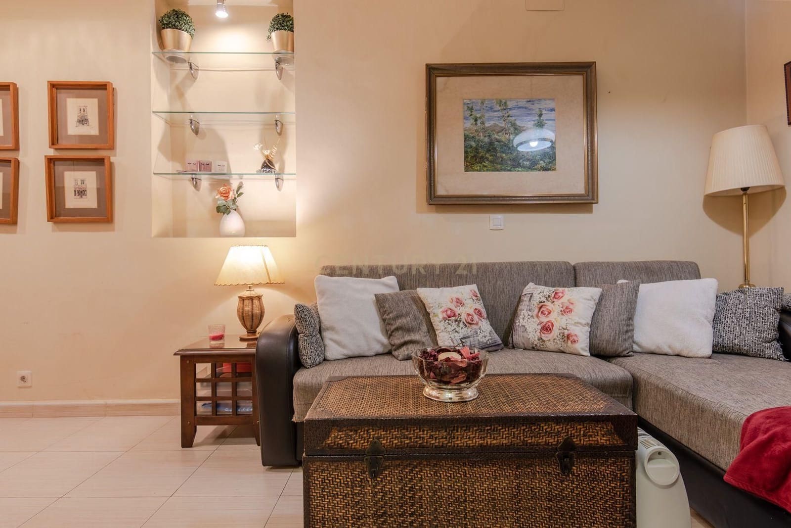 Komercyjne na sprzedaż w Miasto Grenada - 1 300 000 € (Ref: 9289717)