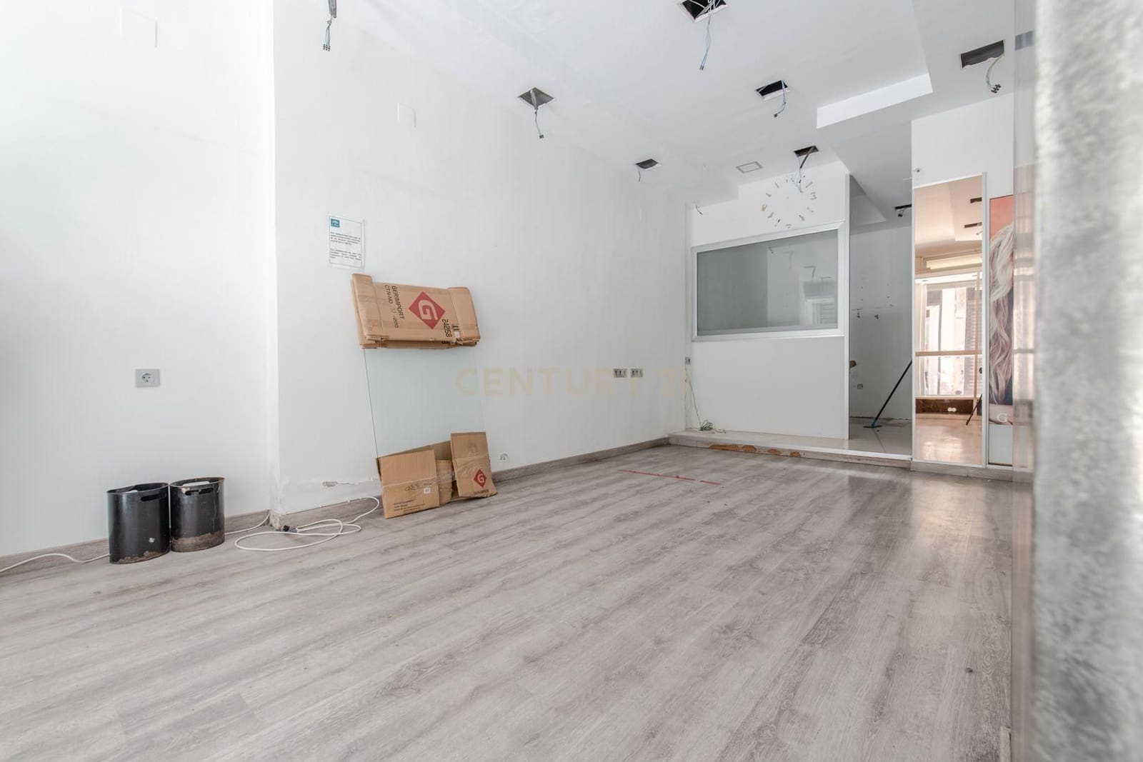 Komercyjne na sprzedaż w Miasto Grenada - 1 300 000 € (Ref: 9289717)