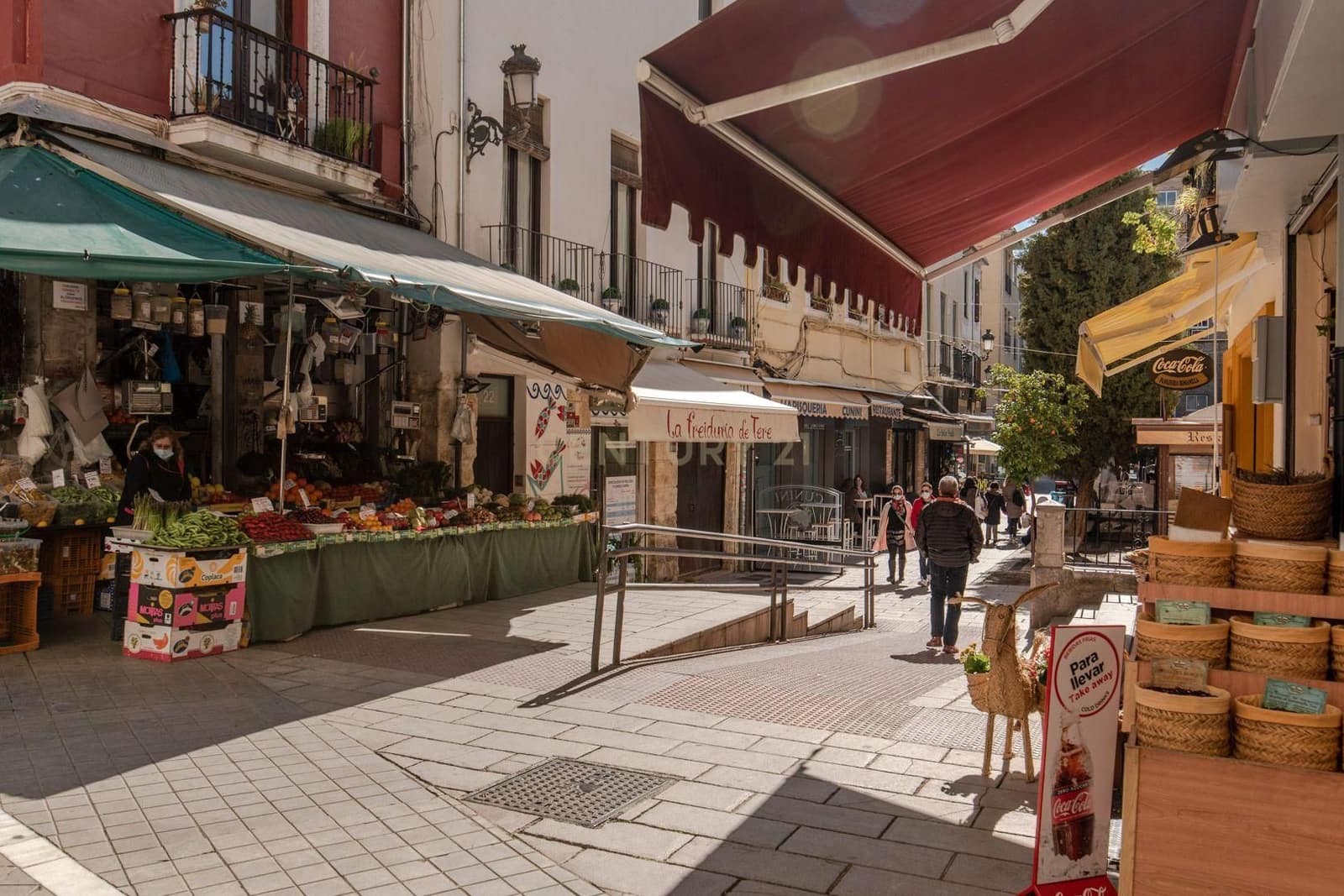 Komercyjne na sprzedaż w Miasto Grenada - 1 300 000 € (Ref: 9289717)