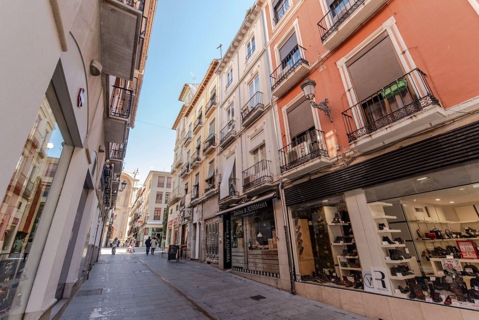 Komercyjne na sprzedaż w Miasto Grenada - 1 300 000 € (Ref: 9289717)