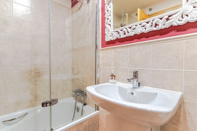 3 soveværelse Penthouse til salg i Vélez de Benaudalla med swimmingpool garage - € 275.000 (Ref: 9289718)