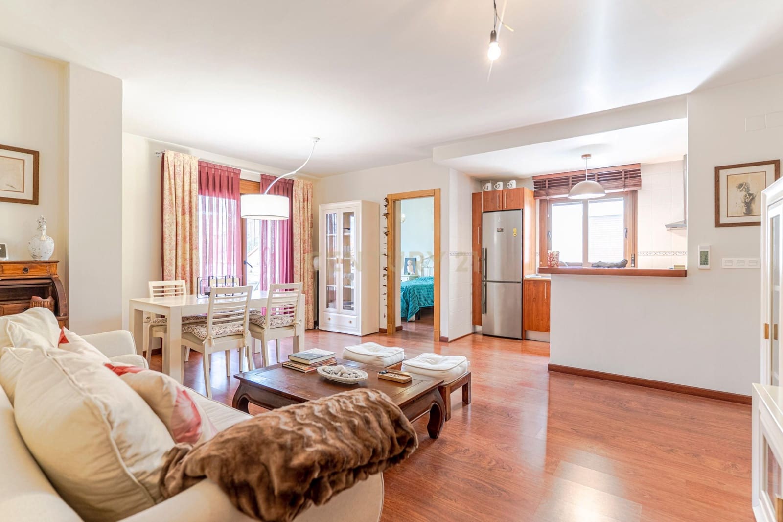 3 sovrum Takvåning till salu i Velez de Benaudalla med pool garage - 275 000 € (Ref: 9289718)