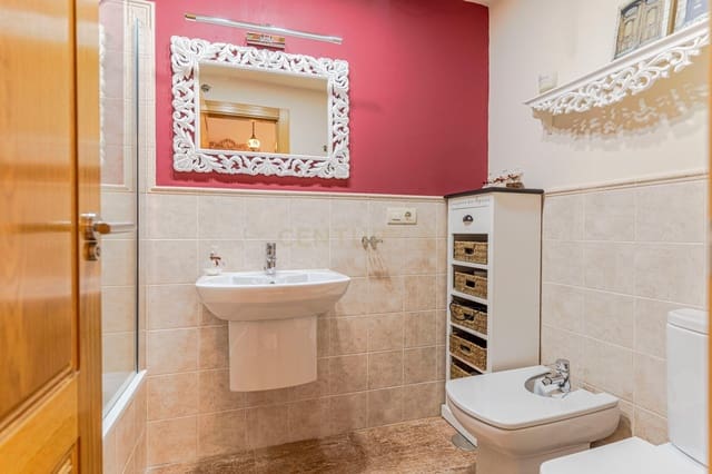 3 soveværelse Penthouse til salg i Vélez de Benaudalla med swimmingpool garage - € 275.000 (Ref: 9289718)