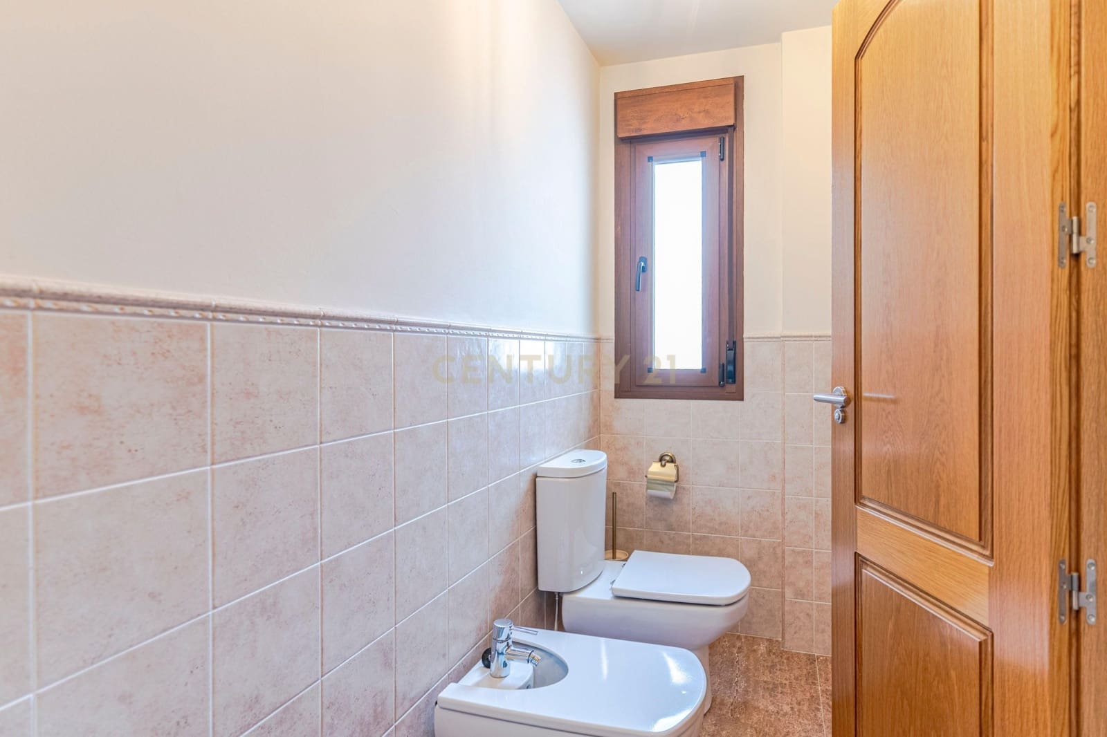 3 sovrum Takvåning till salu i Velez de Benaudalla med pool garage - 275 000 € (Ref: 9289718)