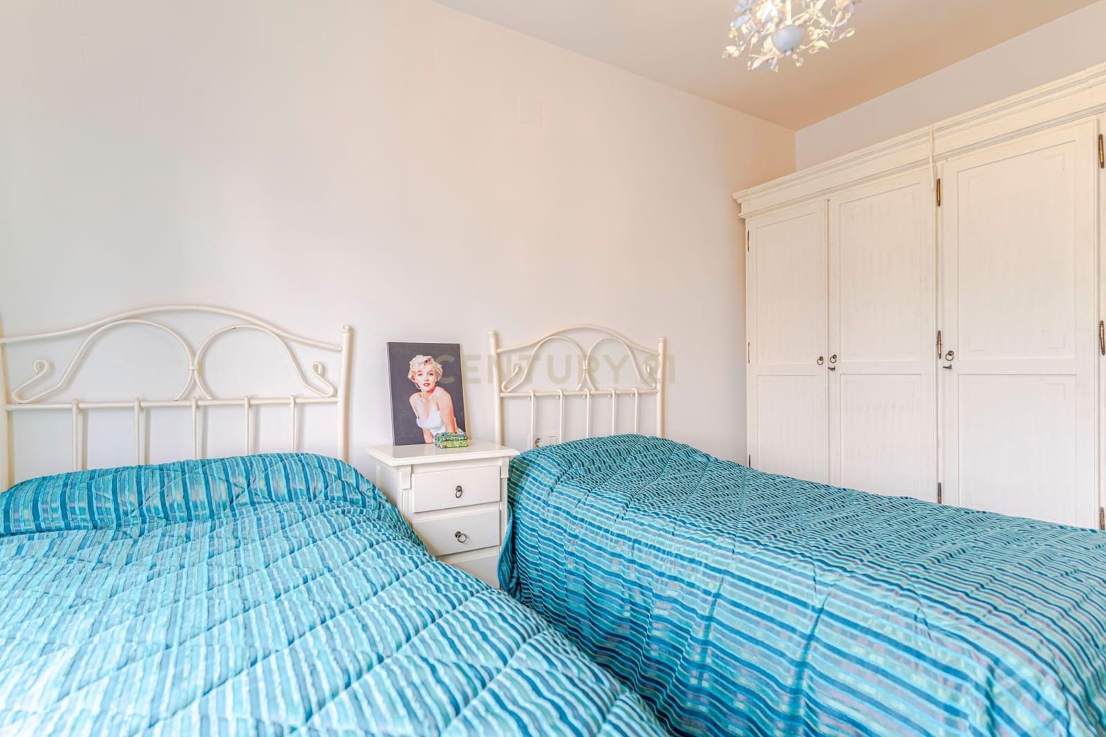 3 sovrum Takvåning till salu i Velez de Benaudalla med pool garage - 275 000 € (Ref: 9289718)