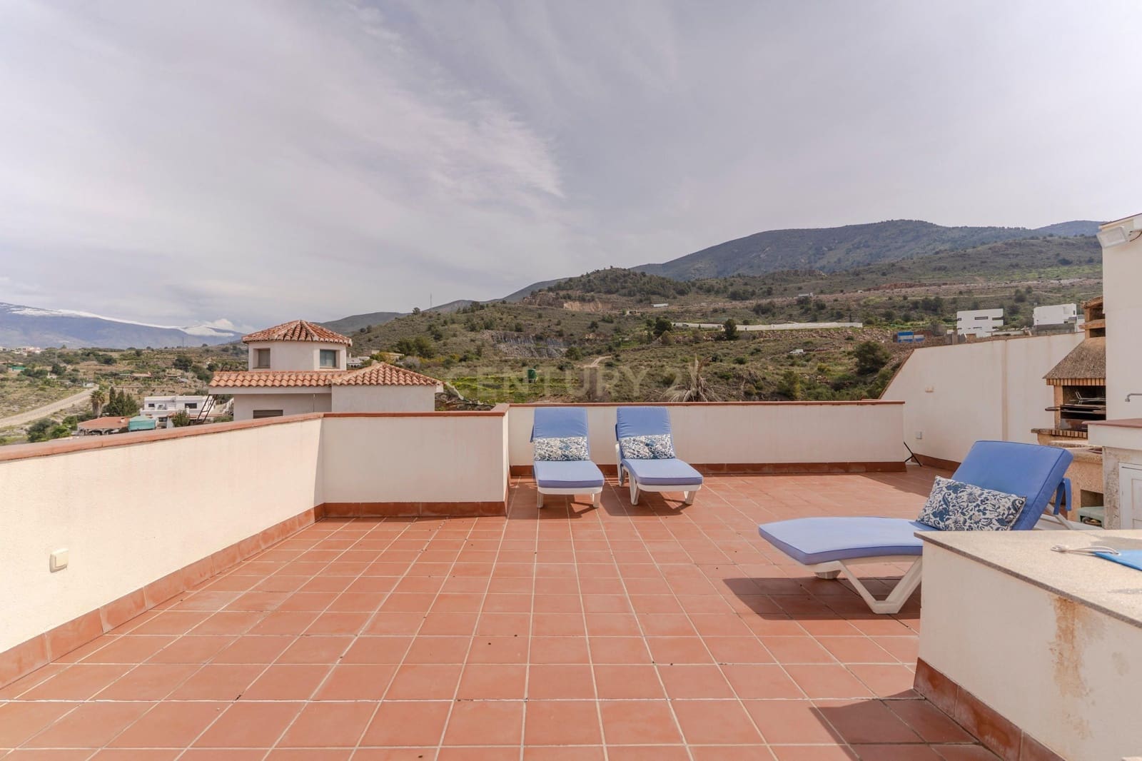 3 sovrum Takvåning till salu i Velez de Benaudalla med pool garage - 275 000 € (Ref: 9289718)