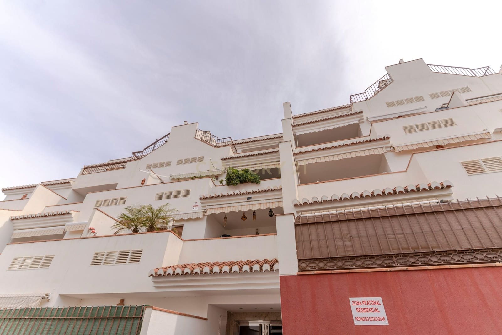 3 sovrum Takvåning till salu i Velez de Benaudalla med pool garage - 275 000 € (Ref: 9289718)