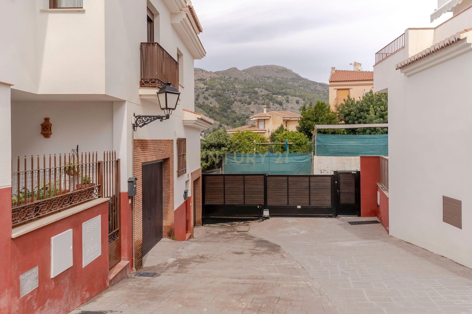 3 sovrum Takvåning till salu i Velez de Benaudalla med pool garage - 275 000 € (Ref: 9289718)