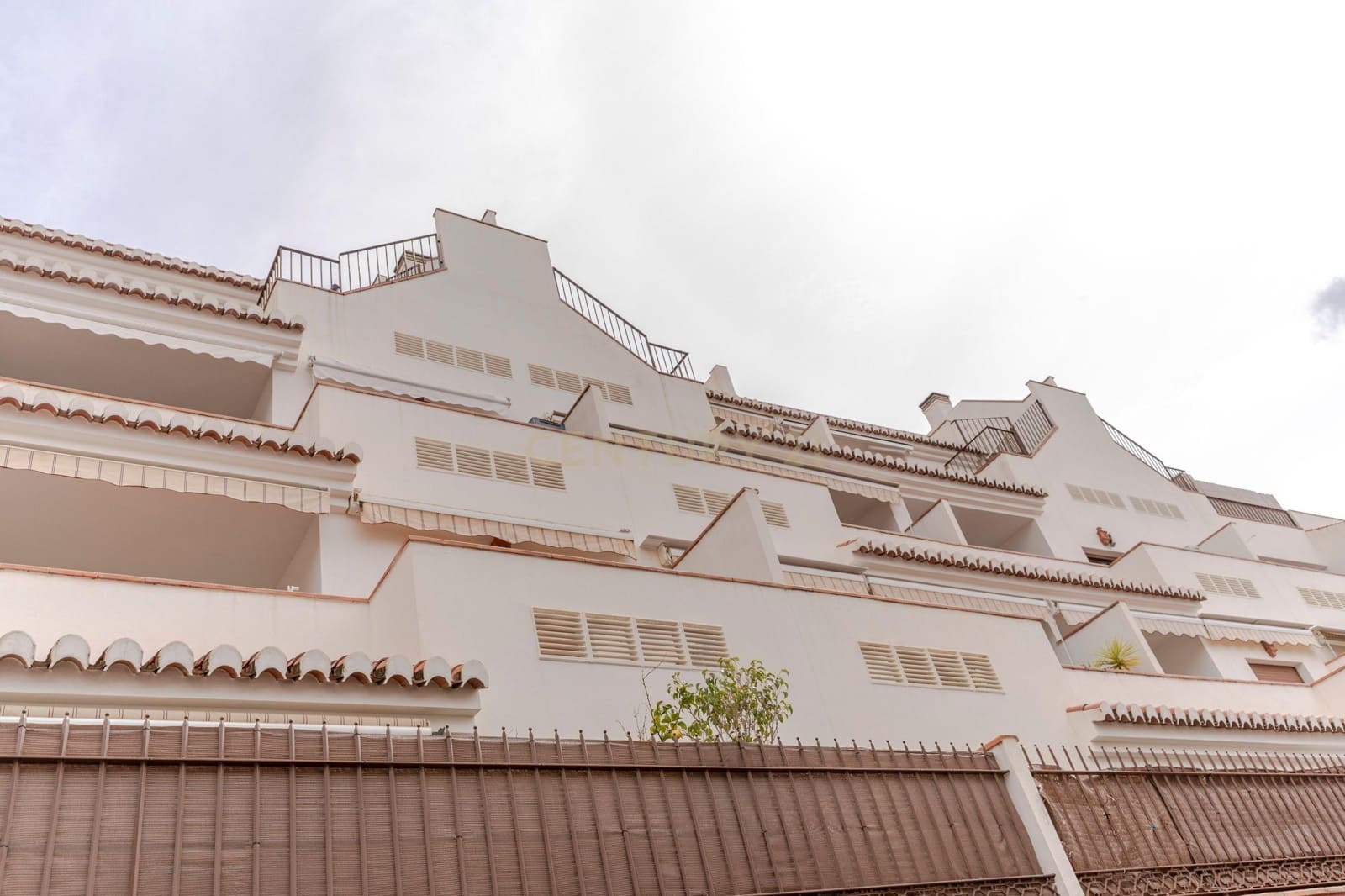 3 sovrum Takvåning till salu i Velez de Benaudalla med pool garage - 275 000 € (Ref: 9289718)