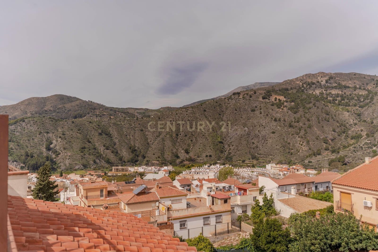 3 sovrum Takvåning till salu i Velez de Benaudalla med pool garage - 275 000 € (Ref: 9289718)