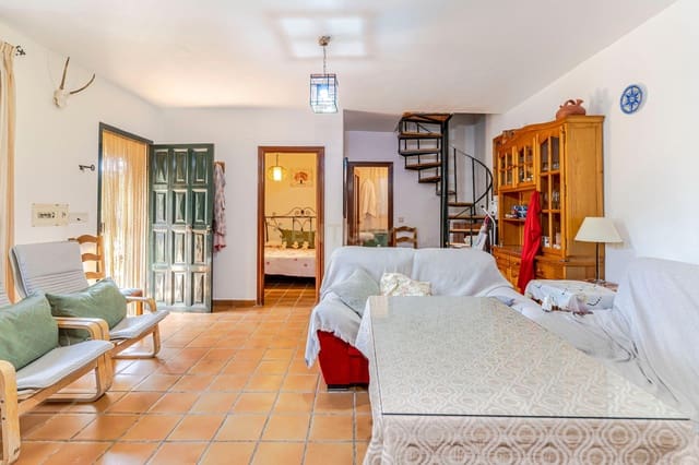 3 soveværelse Finca/Landehus til salg i Güéjar Sierra med swimmingpool garage - € 398.000 (Ref: 9289719)