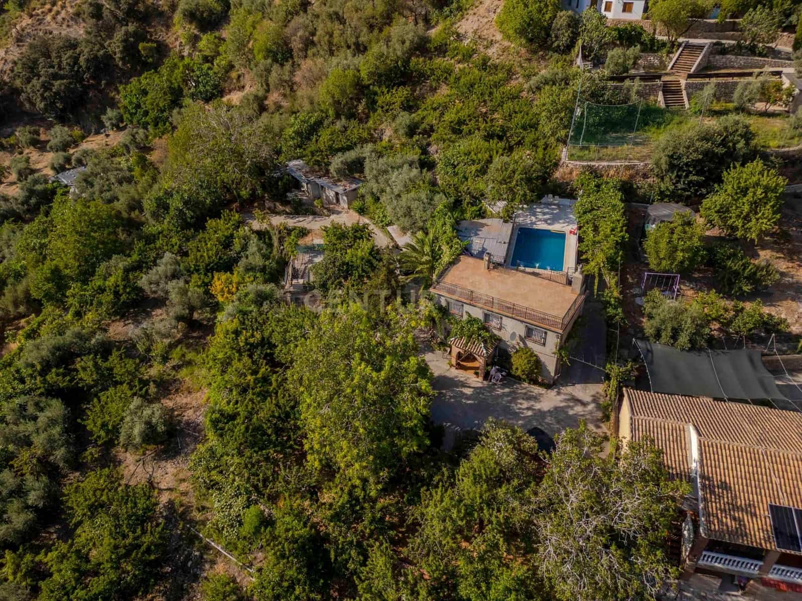 3 soveværelse Finca/Landehus til salg i Guejar Sierra med swimmingpool garage - € 398.000 (Ref: 9289719)