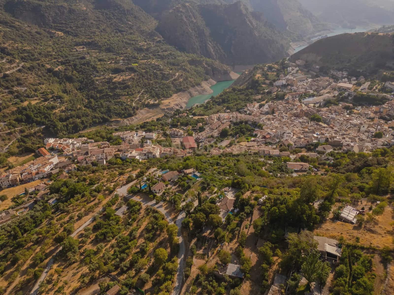 3 soveværelse Finca/Landehus til salg i Guejar Sierra med swimmingpool garage - € 398.000 (Ref: 9289719)