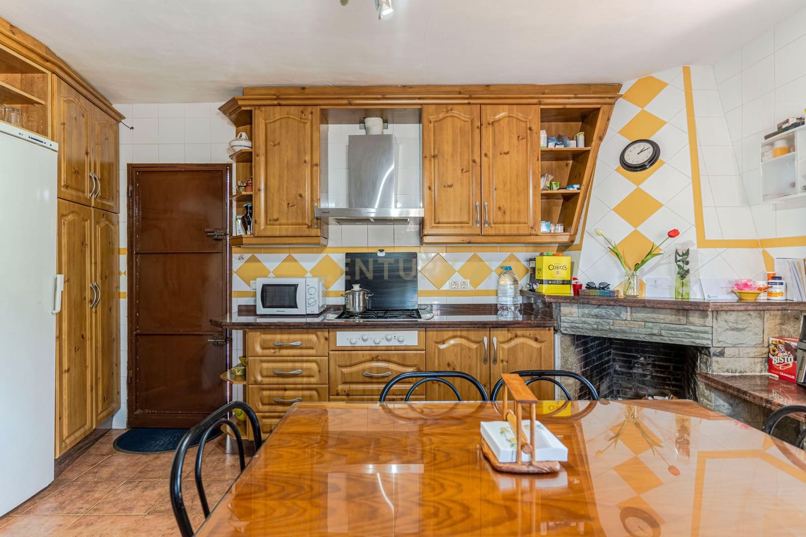 7 bedroom Finca/Country House for sale in Moraleda de Zafayona with pool garage - € 320,000 (Ref: 9289721)