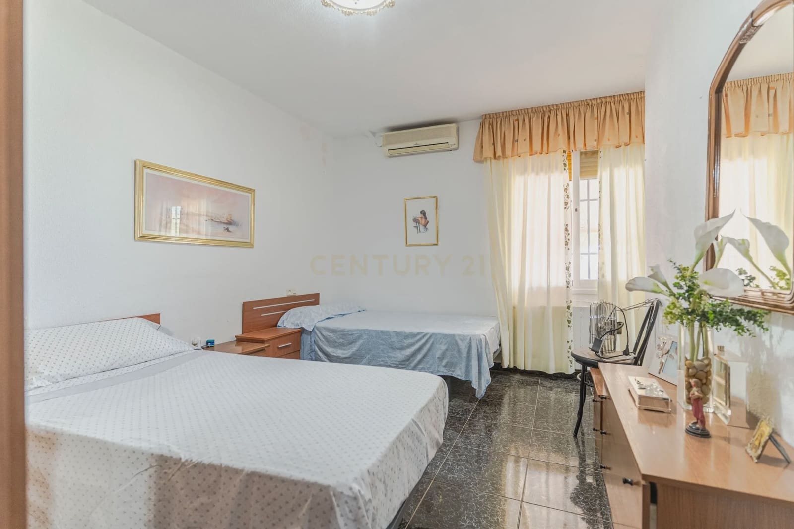 7 bedroom Finca/Country House for sale in Moraleda de Zafayona with pool garage - € 320,000 (Ref: 9289721)