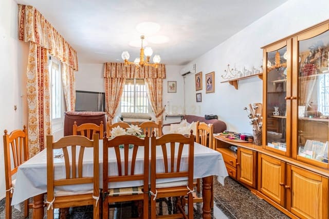 7 soveværelse Finca/Landehus til salg i Moraleda de Zafayona med swimmingpool garage - € 320.000 (Ref: 9289721)