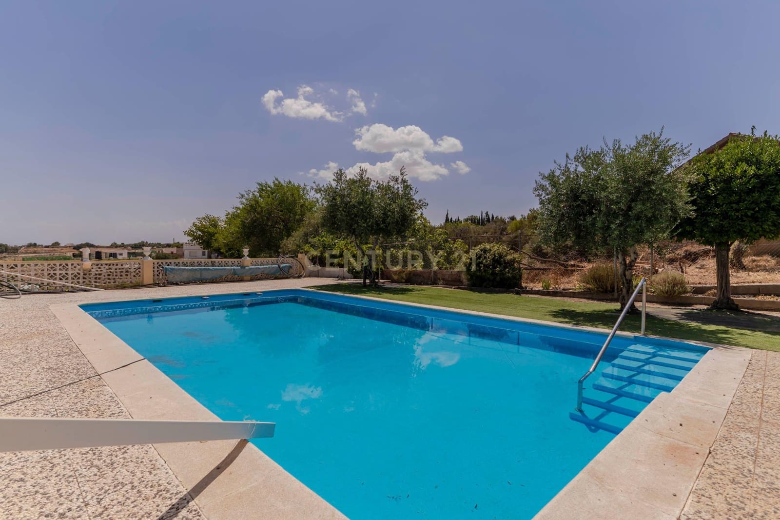 7 bedroom Finca/Country House for sale in Moraleda de Zafayona with pool garage - € 320,000 (Ref: 9289721)