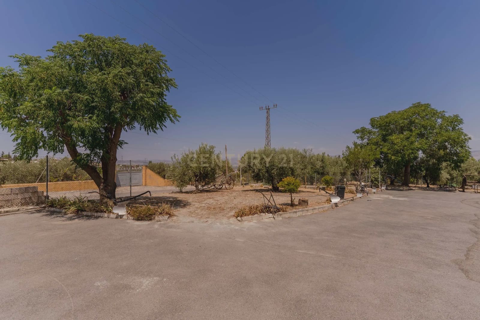 7 bedroom Finca/Country House for sale in Moraleda de Zafayona with pool garage - € 320,000 (Ref: 9289721)