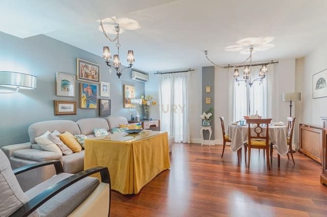 2 soveværelse Lejlighed til salg i Centro - Sagrario, Granada by - € 330.000 (Ref: 9289723)