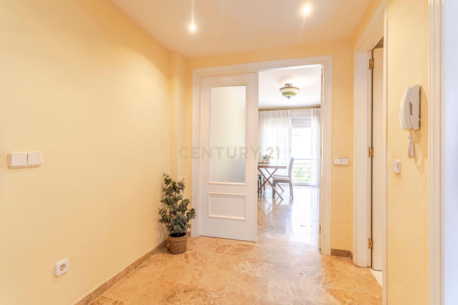 4 makuuhuone Omakotitalo myytävänä paikassa Armilla - 330 000 € (Ref: 9289724)