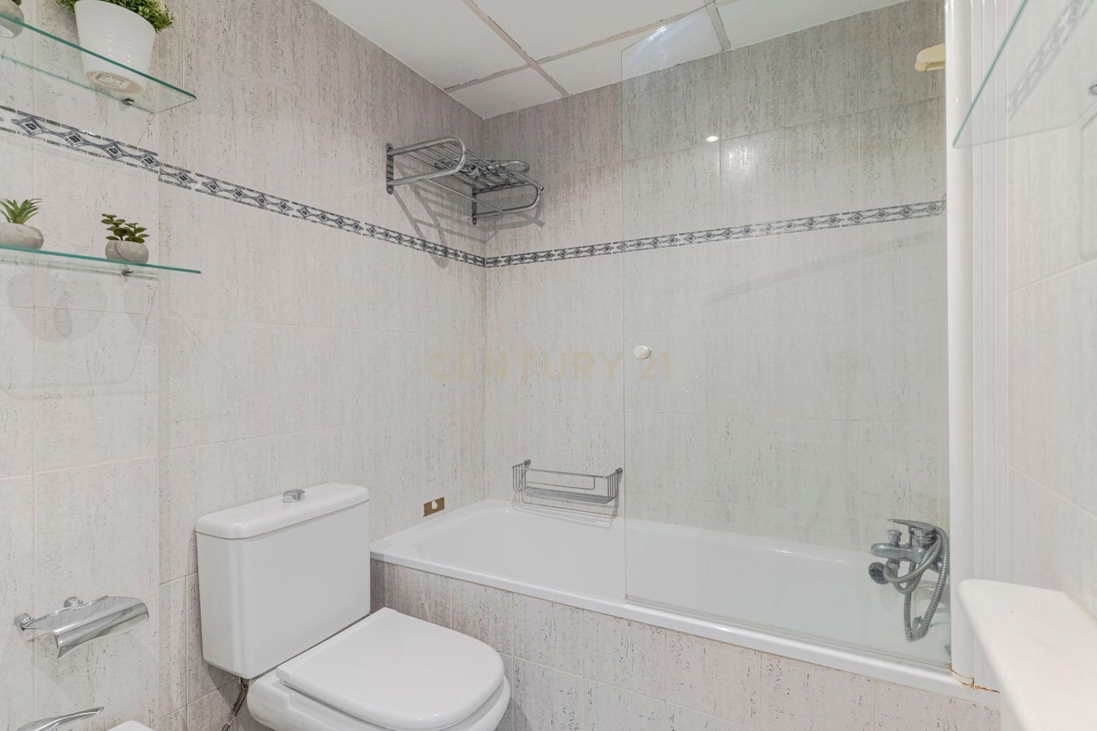 4 makuuhuone Omakotitalo myytävänä paikassa Armilla - 330 000 € (Ref: 9289724)