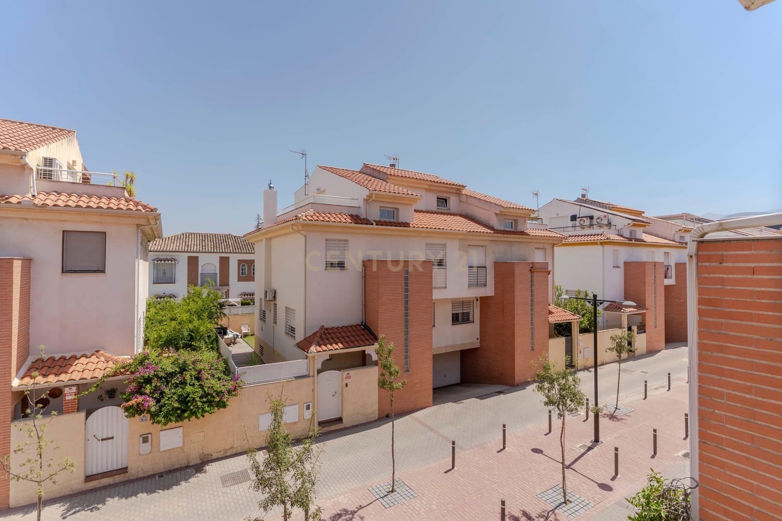 4 makuuhuone Omakotitalo myytävänä paikassa Armilla - 330 000 € (Ref: 9289724)