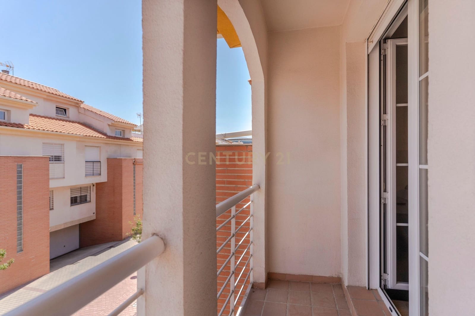 4 makuuhuone Omakotitalo myytävänä paikassa Armilla - 330 000 € (Ref: 9289724)