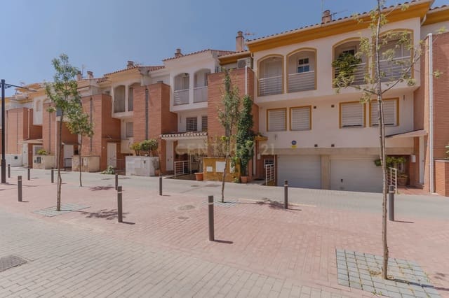 4 sypialnia Dom na sprzedaż w Armilla - 320 000 € (Ref: 9289724)